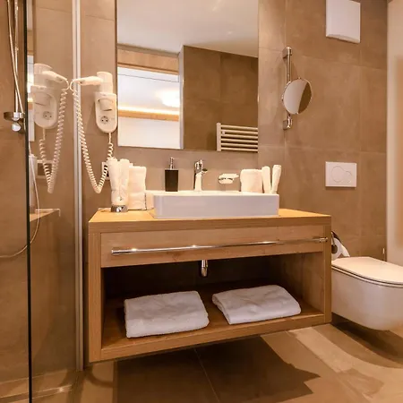 Schlosshof 4* Ischgl