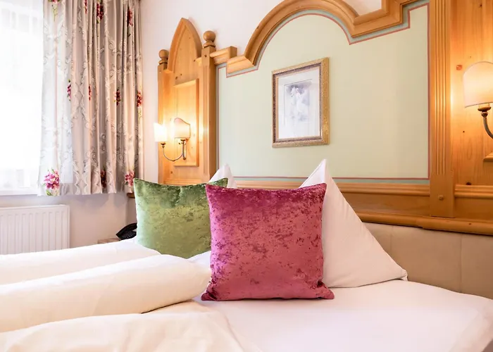 Schlosshof 酒店 4*