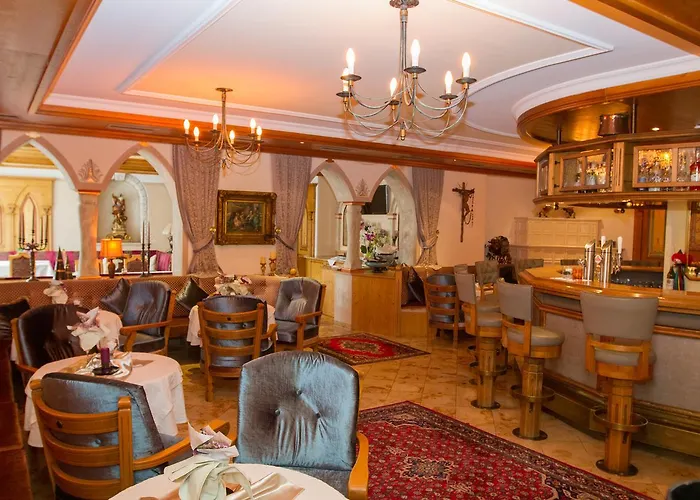 Schlosshof ايشجل