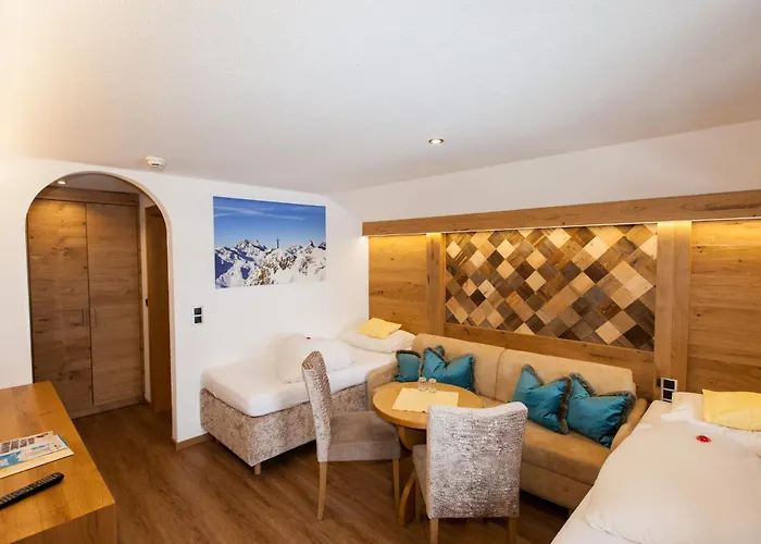 Schlosshof Отель