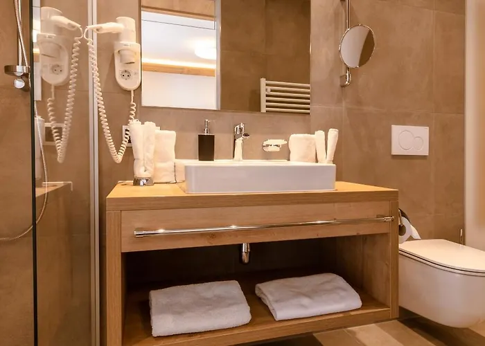 Schlosshof 4* Ишгль